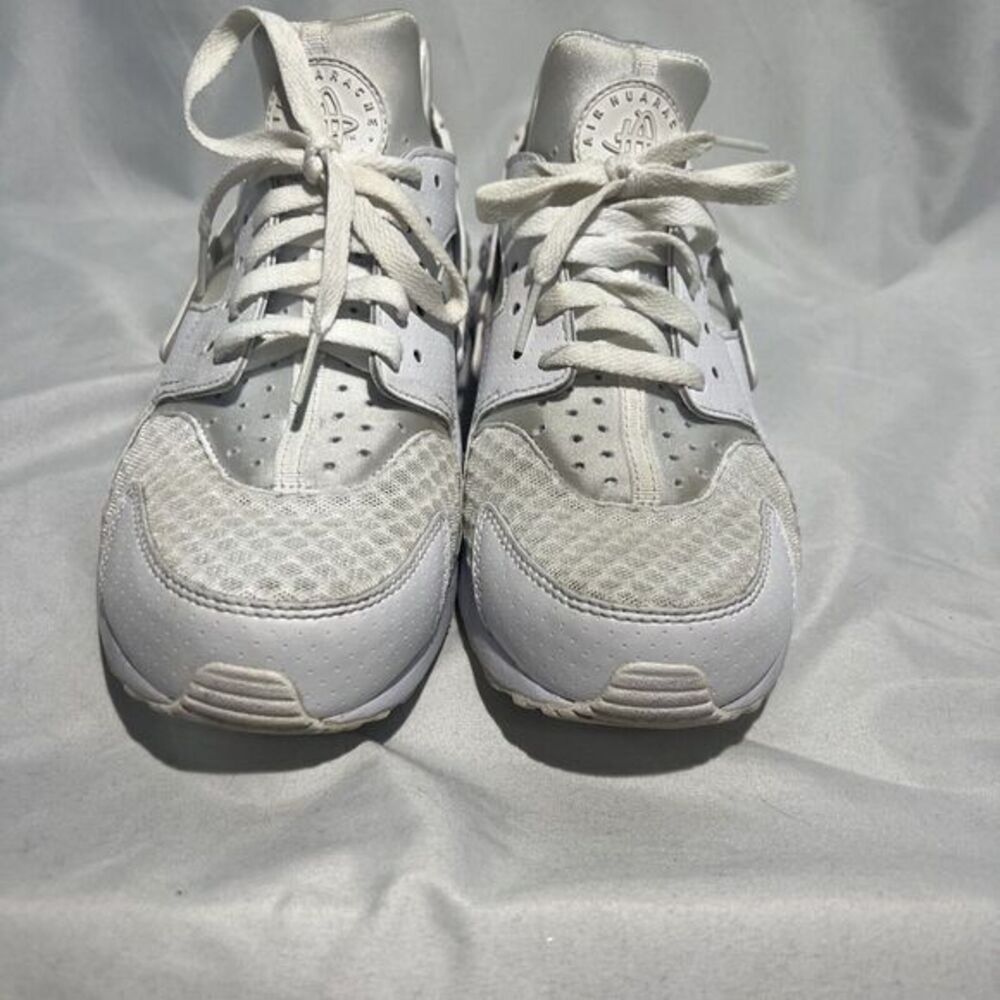 Size 8.5 - Nike Air Huarache Run Triple White‎ 2016